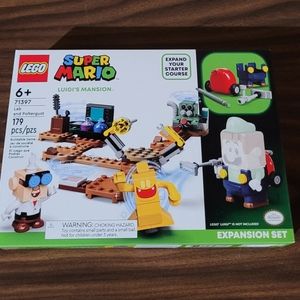 LEGO Super Mario: Expansion Set - Luigi's Mansion Lab and Poltergust.